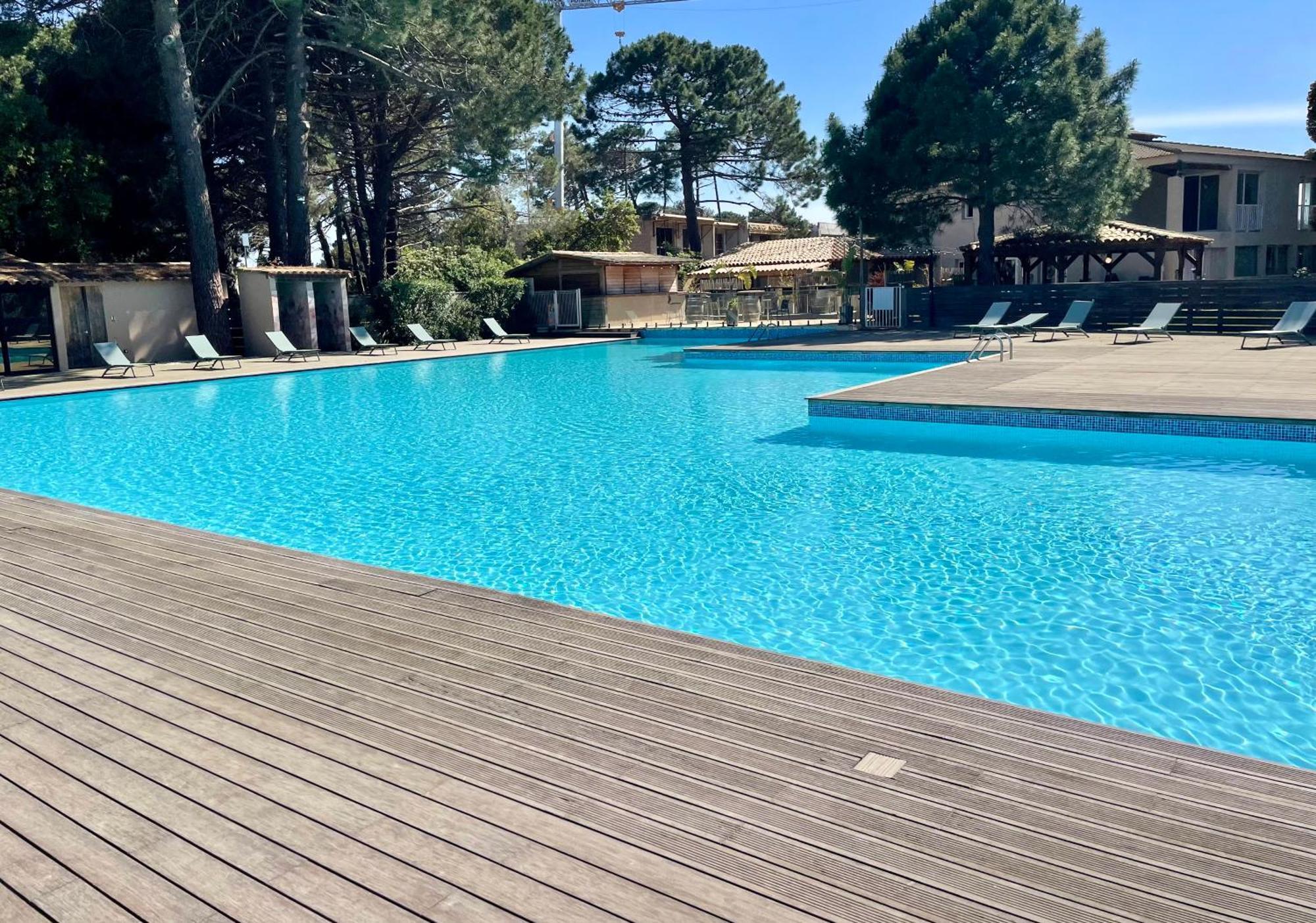 Cala Rossa By Sarai, Apt T2 4 Personnes, Dans Residence Hoteliere Avec Piscine Lecci Eksteriør bilde