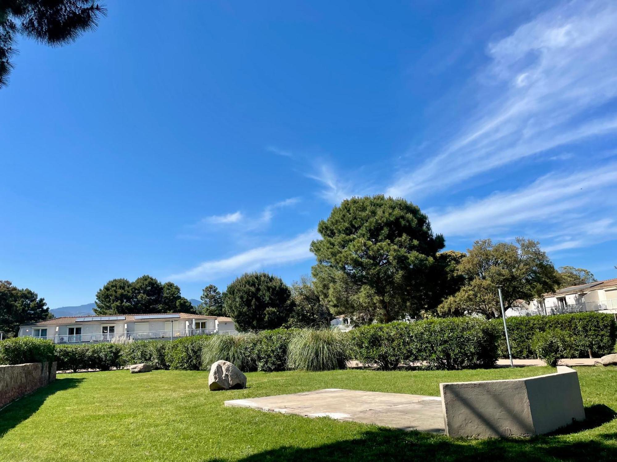 Cala Rossa By Sarai, Apt T2 4 Personnes, Dans Residence Hoteliere Avec Piscine Lecci Eksteriør bilde