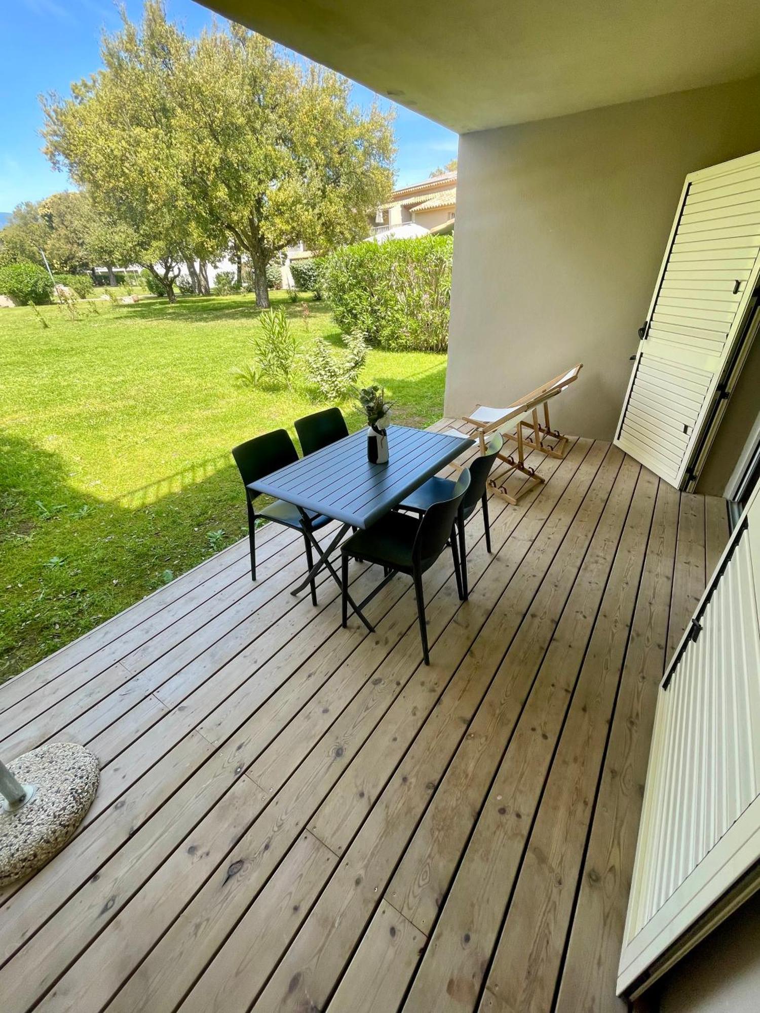 Cala Rossa By Sarai, Apt T2 4 Personnes, Dans Residence Hoteliere Avec Piscine Lecci Eksteriør bilde